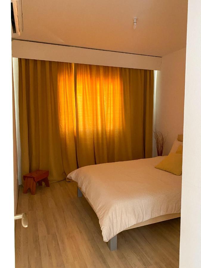 Summer Getaway: Stunning 1 Bedroom Apartment! Polis Dış mekan fotoğraf