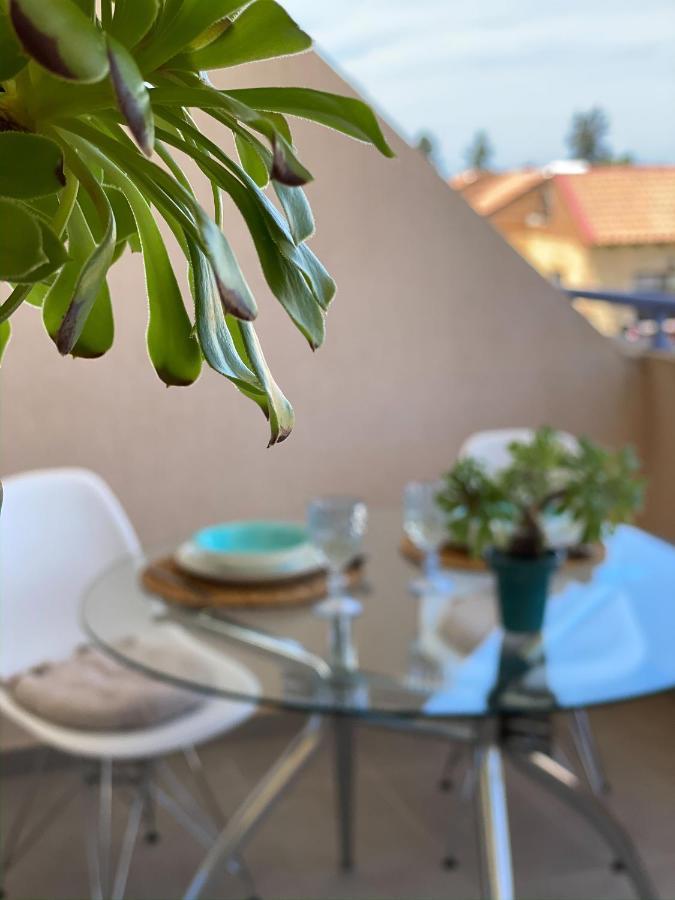 Summer Getaway: Stunning 1 Bedroom Apartment! Polis Dış mekan fotoğraf